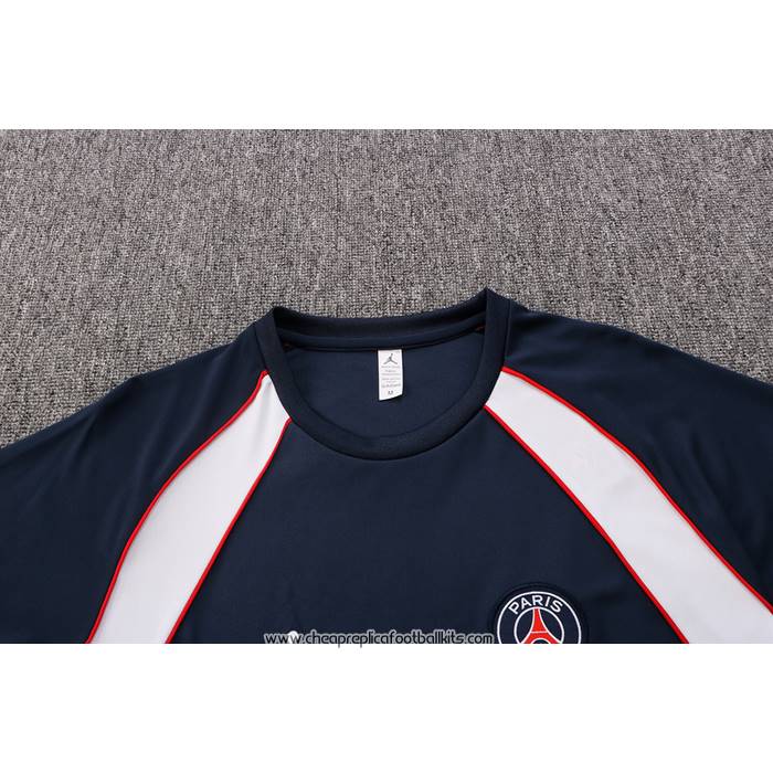Tracksuit
 Paris Saint-Germain Jordan 2022-2023 Short Sleeve
 Blue
 - Shorts
